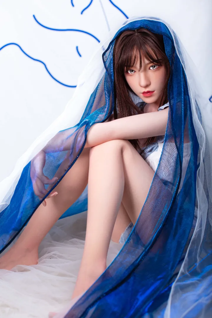 150cm (4ft11) A-чашка Облегченный вес Силиконовая Секс-кукла Iris